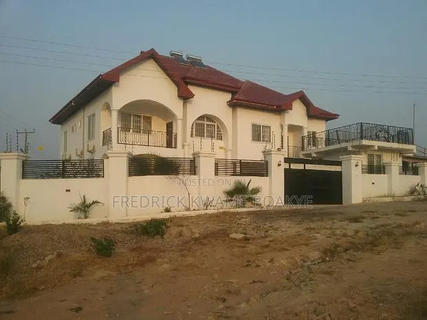 Furnished 3bdrm Mansion in Brother K Estate, Kumasi Metropolitan · Photo 1