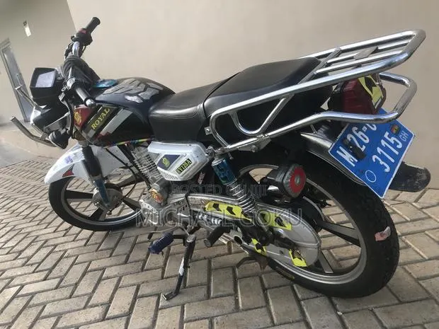 Royal RY125 2026 Black · Photo 1