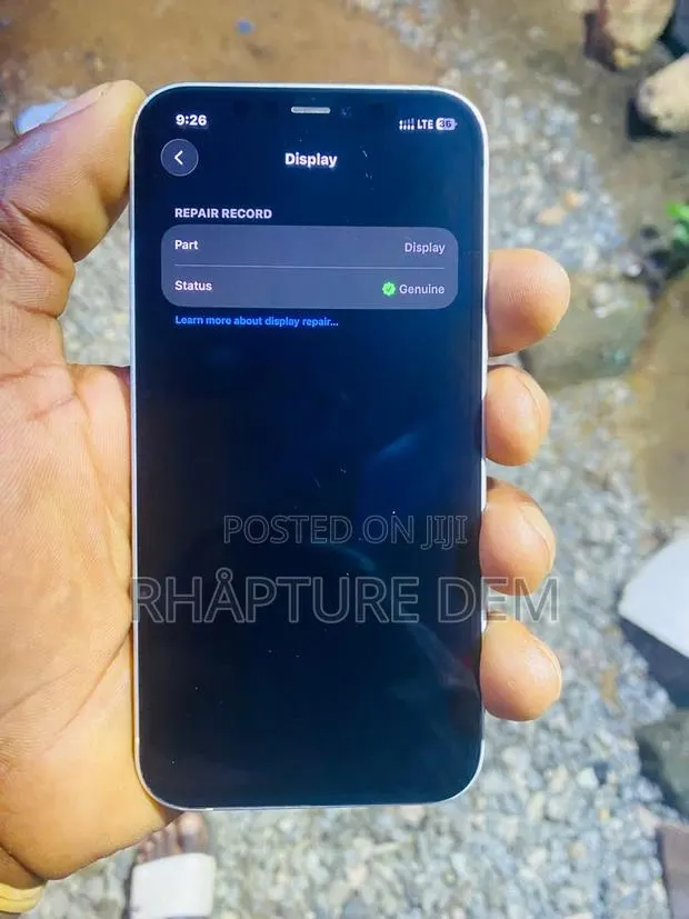 Apple iPhone 12 64 GB Green · Photo 1