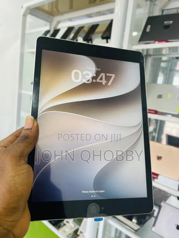 Apple iPad 10.2 (2021) 64 GB Silver
