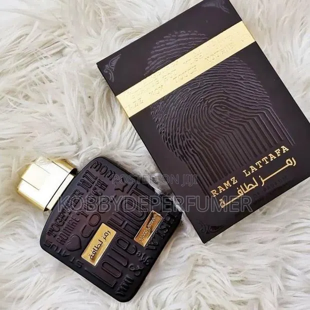 Original Ramz Lattafa Gold Perfume Spray · Photo 1