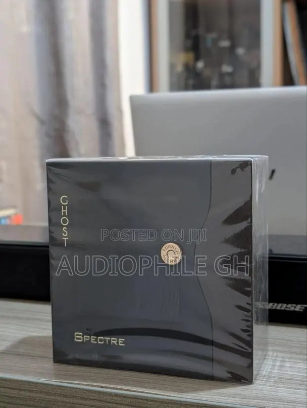 French Avenue Spectre Ghost · Photo 1