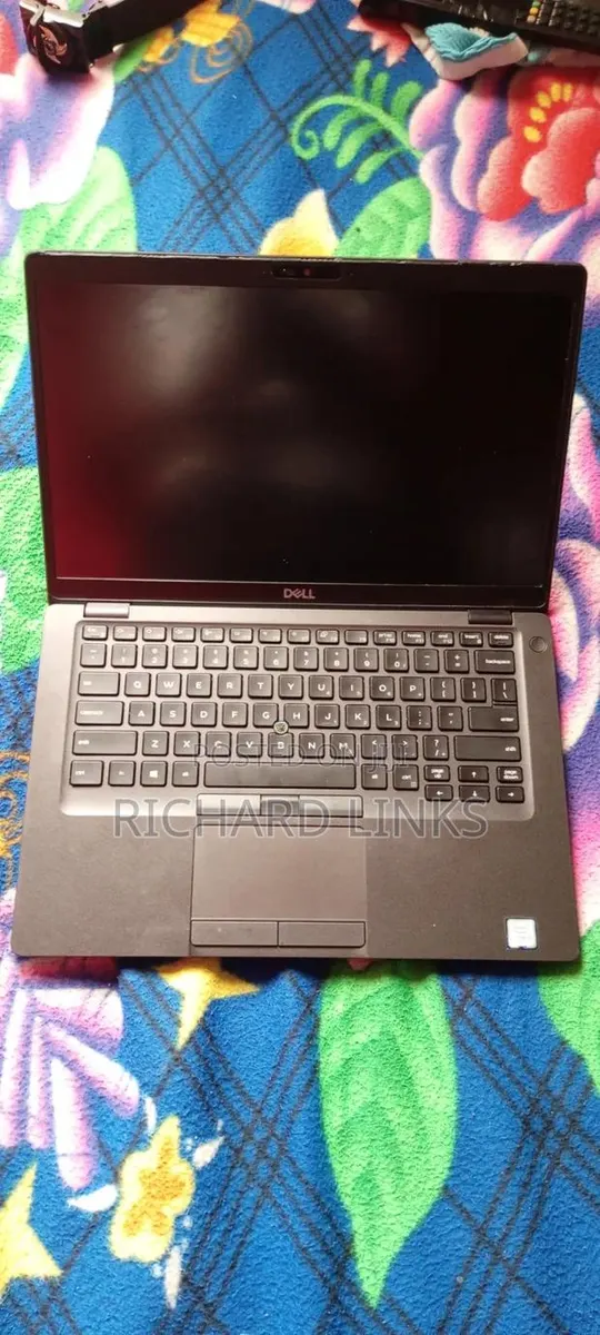 Laptop Dell Latitude 5400 8GB Intel Core i5 HDD 256GB · Photo 1