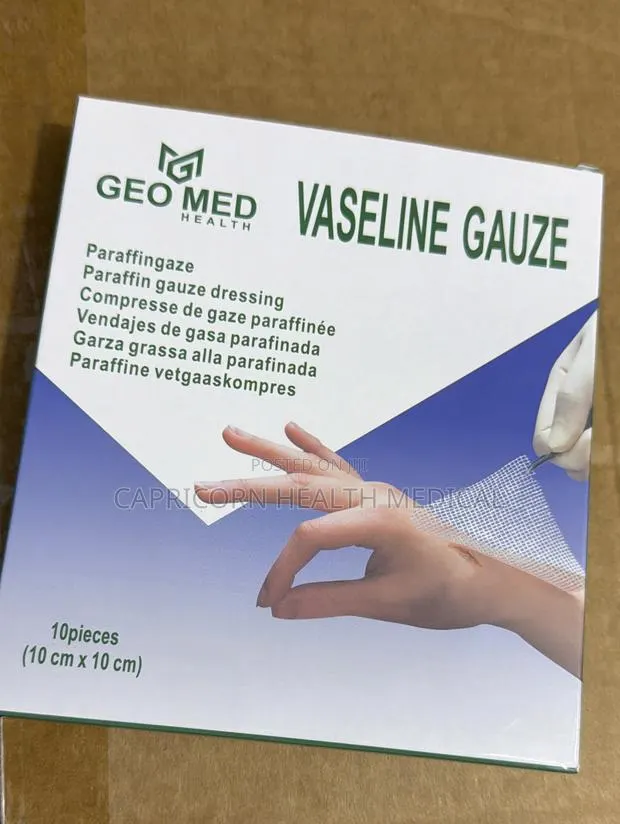 Vaseline or Paraffin Gauze 10x10cm · Photo 1