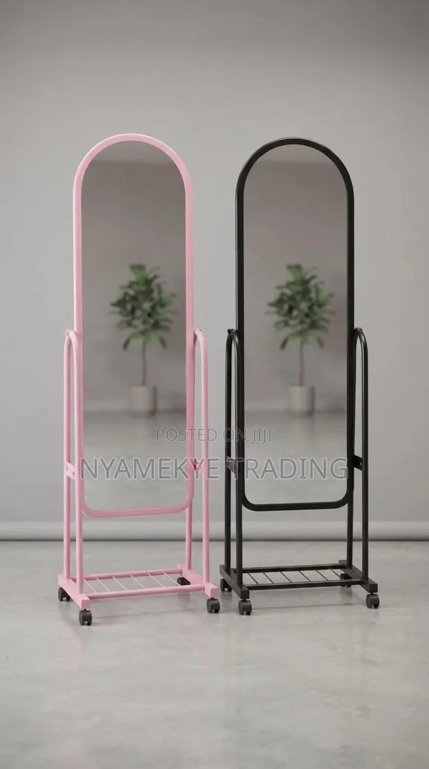 Full-Length Standing Mirror · Photo 1
