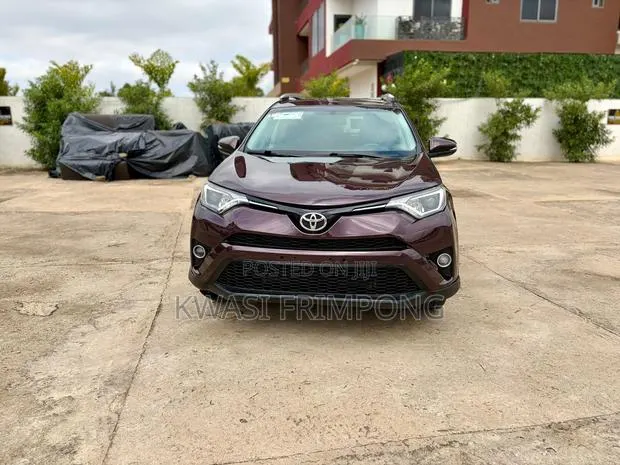 Toyota RAV4 XLE 4dr SUV (2.5L 4cyl 6A) 2018 Brown · Photo 1