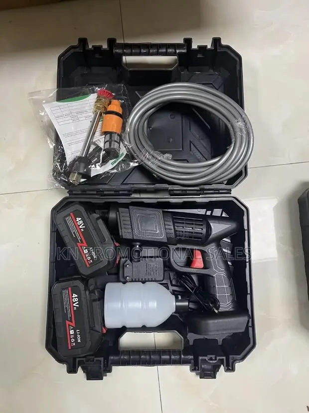 Portable Pressure Wash Gun 2 Batteries · Photo 1
