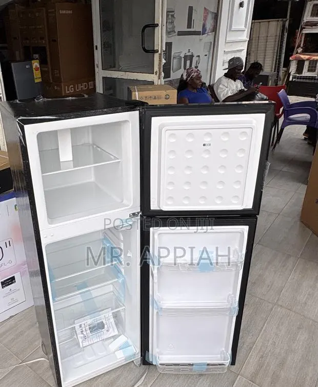 Manual Defrost Nasco Pf 216tbg 136L Top Mount Freezer Fridge(Mirror) · Photo 1