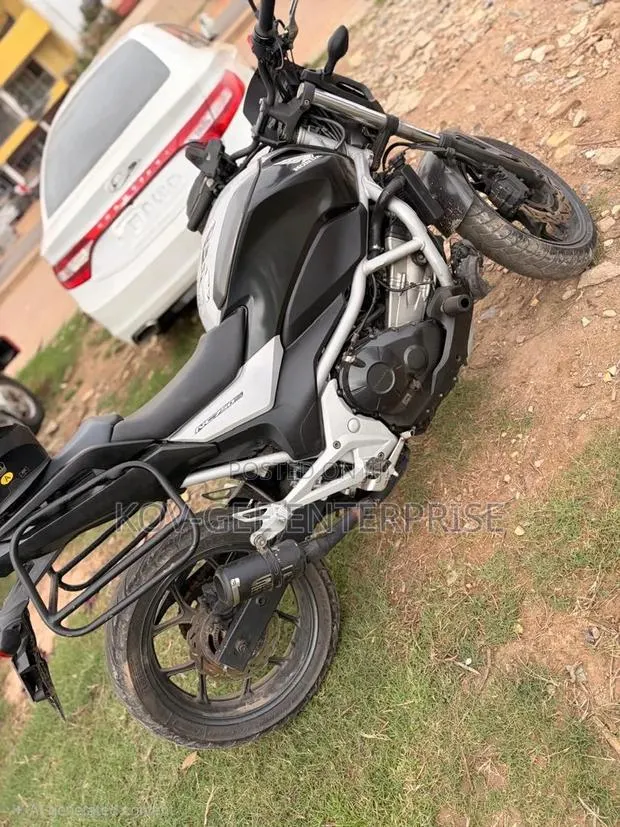 Honda NC700X 2019 Silver · Photo 1