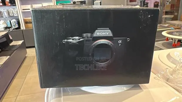 Sony Alpha 7 Camera (A7iv) · Photo 1