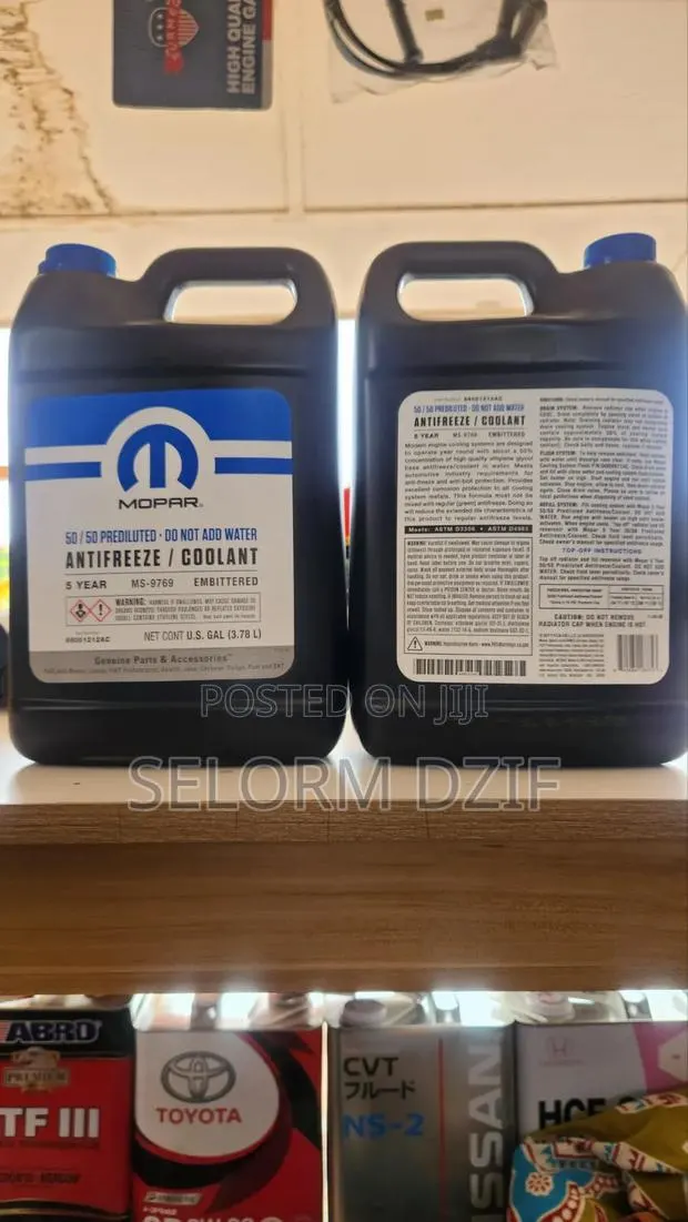 Mopar Antifreeze /Coolant · Photo 1