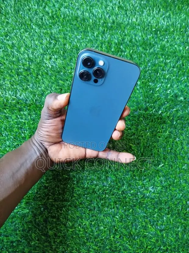 Apple iPhone 12 Pro Max 128 GB Blue · Photo 1