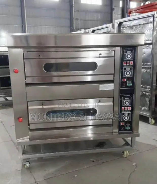 Gas 2 Deck Baking Oven · Photo 1