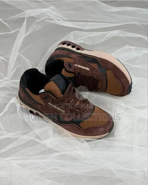 Original Reebok Coffee Brown · Photo 1