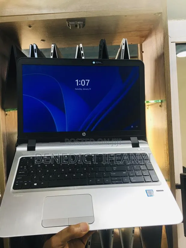 Laptop HP ProBook 450 G3 8GB Intel Core I5 HDD 500GB · Photo 1