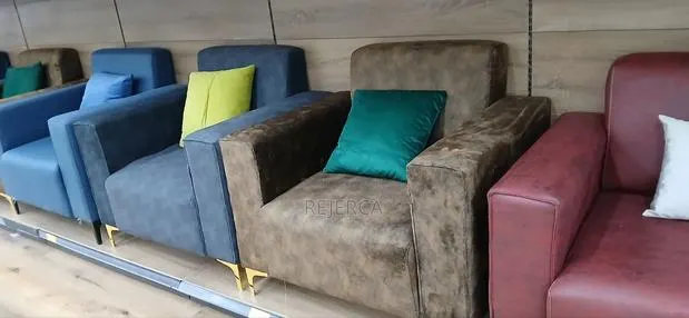 Single Sofa Chair · Photo 1