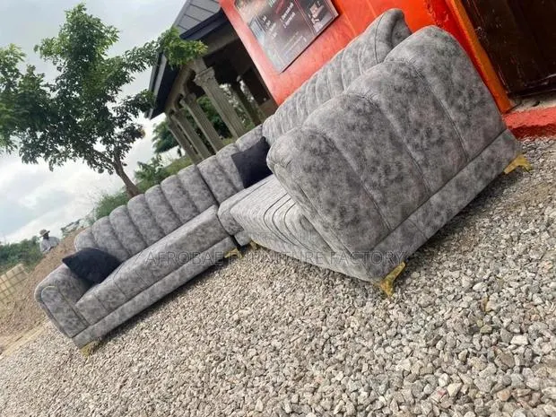 Luxury Corner Sofa Set · Photo 5