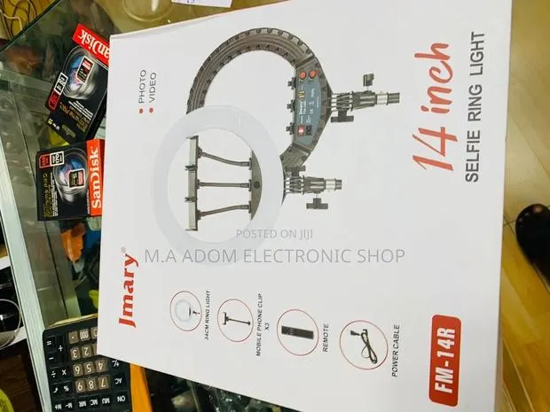 Unique Design Jmary 14” Photo and Video Selfie Ringlight. · Photo 1