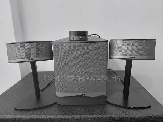 Bose Companion 5 Multimedia Speaker System · Photo 1