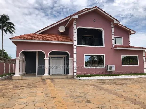 4bdrm Duplex in Suadom Properties, Baatsona Total for Rent · Photo 1