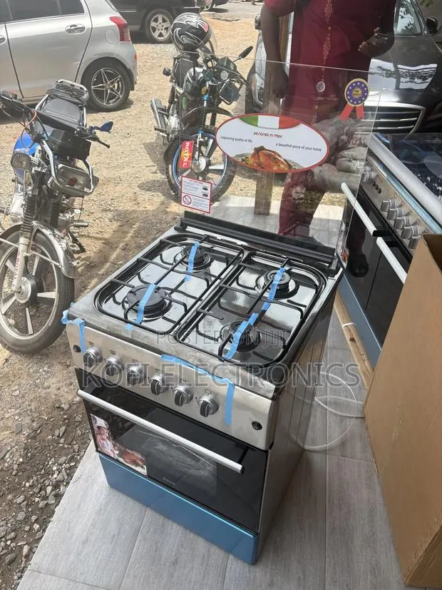 Worry Free 60/60 New Line Gas Stove Oven 4-Burner Ferre · Photo 1