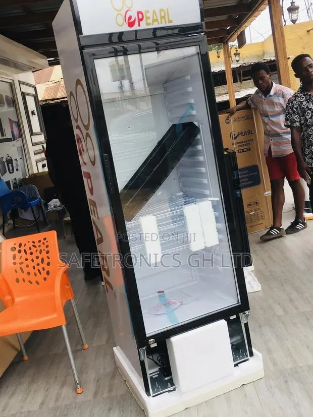 Singledoor Pearl PVC-424-2B Display Glass Electric Fridge · Photo 1