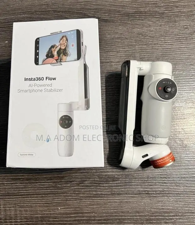 Quality Insta360 Flow Smartphone Gimbal Stabilizer. · Photo 1