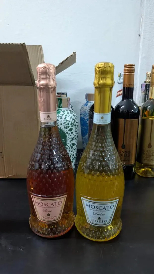 Bosio Moscato Rose and White Champagne 75cl · Photo 1