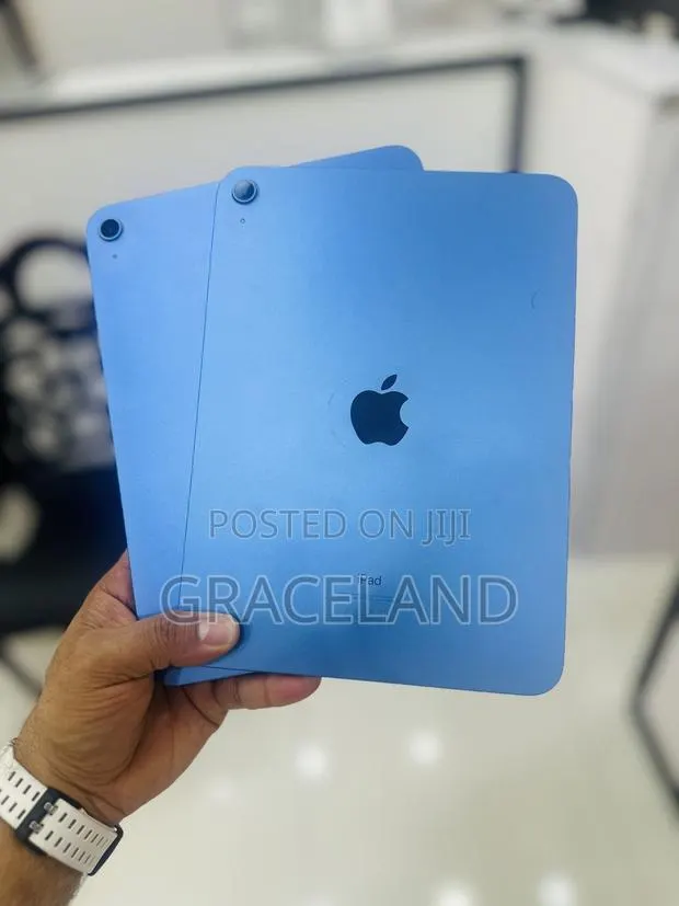 Apple iPad 10.2 (2021) 64 GB Blue · Photo 1