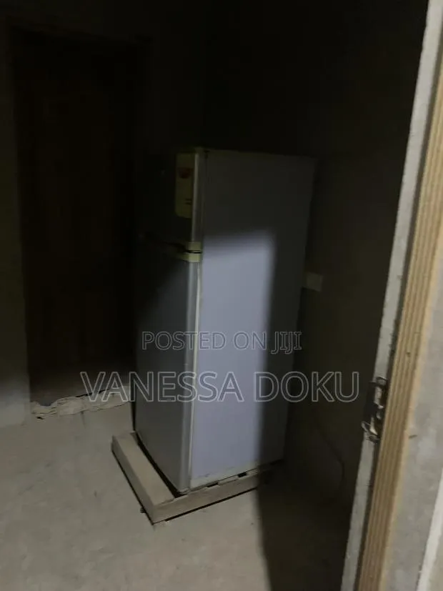Refrigerator 4 Sell · Photo 1