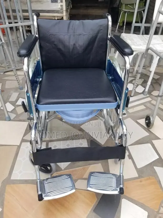 Comodo Wheel Chair · Photo 1