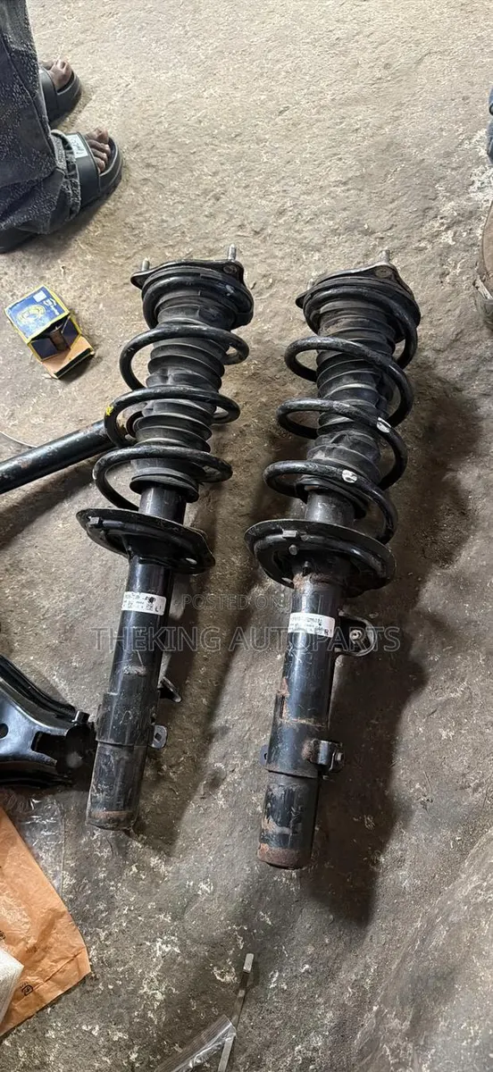 Acura RDX Front Shocks Absorber · Photo 1