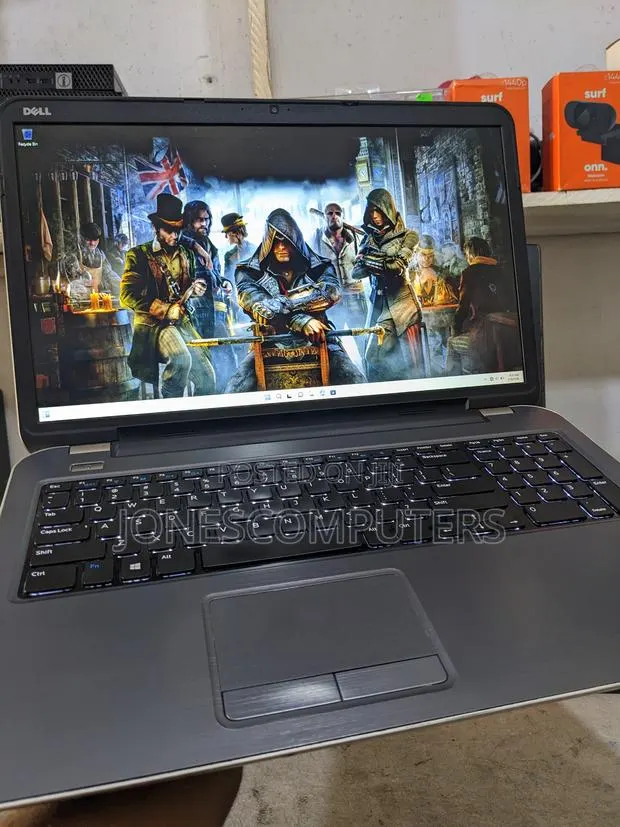 Laptop Dell Inspiron 17R 5737 16GB Intel Core i7 HDD 1T · Photo 1