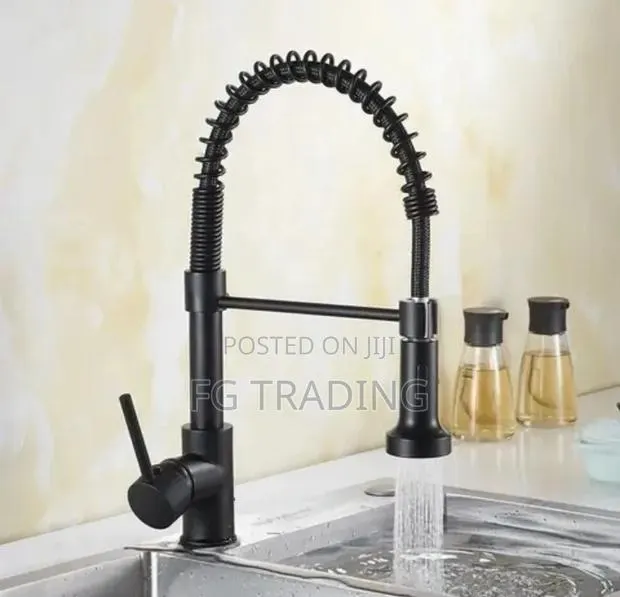 Kitchen Sink Taps - Pull Out Faucet - Swivel Tap · Photo 1