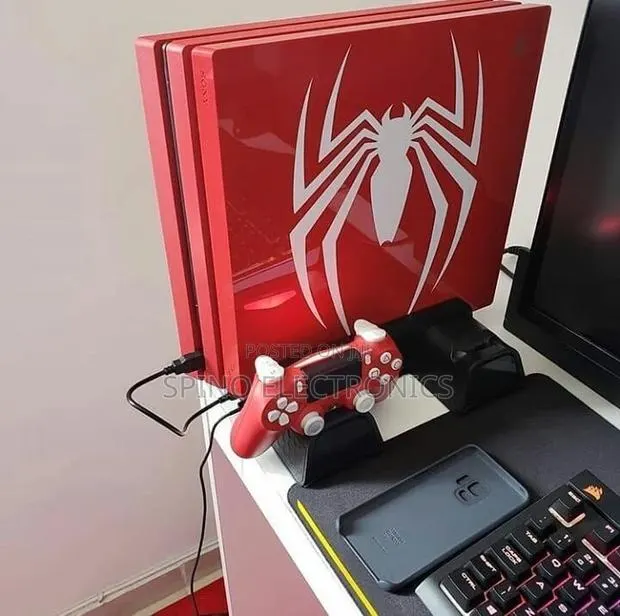 Ps4 PRO Spider Man Edition With Games of Your Choice · Photo 1