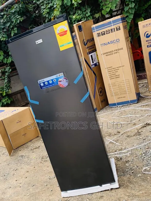 Newly Bulky Pearl Upright Freezer PUF-370 Single-Door, 225L Standing · Photo 1