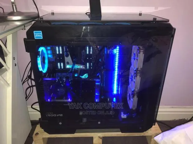 New MSI Gaming 24 6QE 4K 16GB Intel Core i7 SSHD (Hybrid) 1.5T · Photo 1