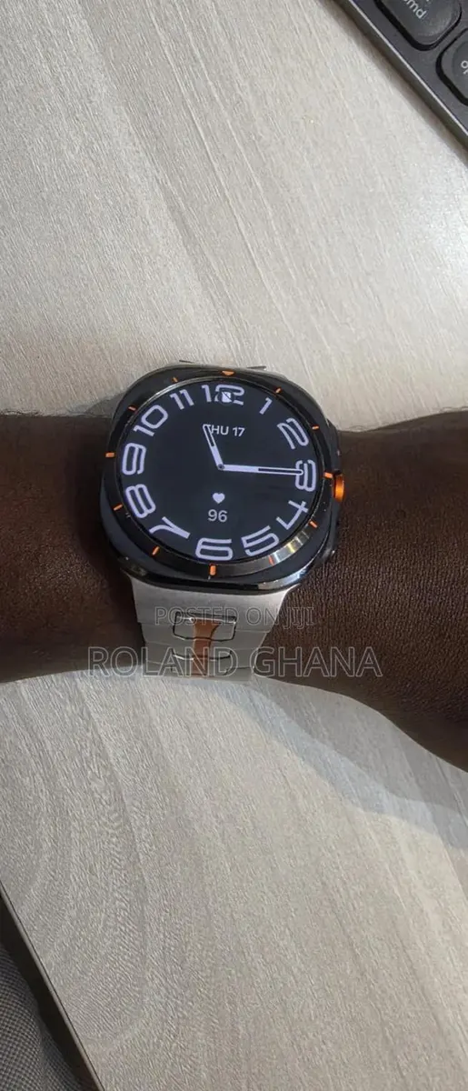 Samsung Galaxy Watch Ultra · Photo 1