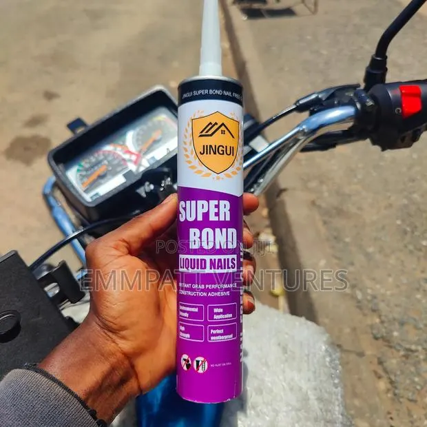 Strong Nail Free Glue · Photo 1