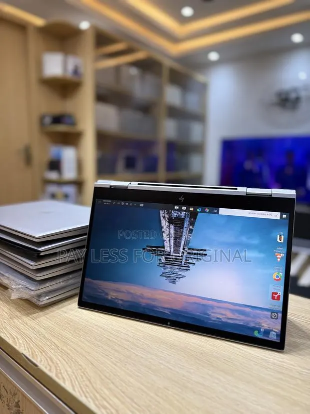 Laptop HP EliteBook 830 G8 16GB Intel Core i5 SSD 256GB · Photo 1