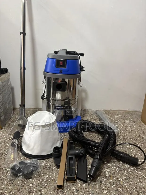 Wet Dry Vacuum Cleaner and Extractor 35L · Photo 1