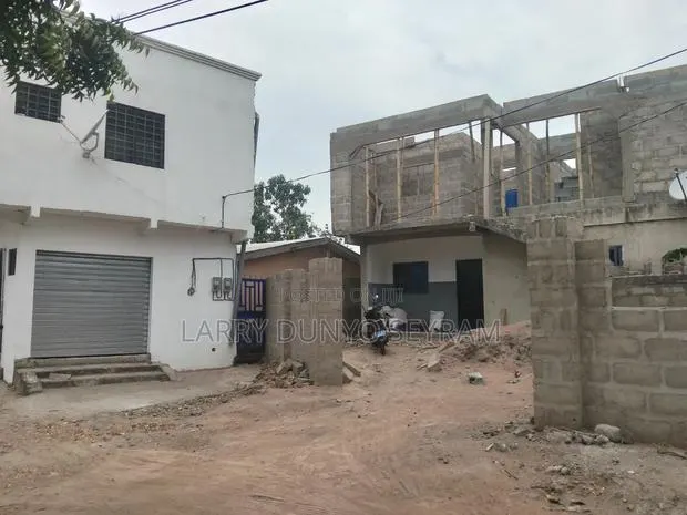 4bdrm House in Barracks New Town, Ho Municipal for sale · Photo 1