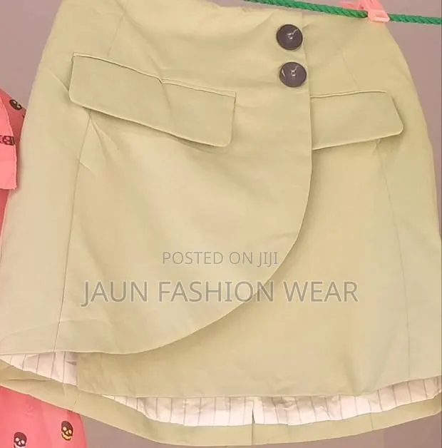 Ladies Short Office Skirt · Photo 1