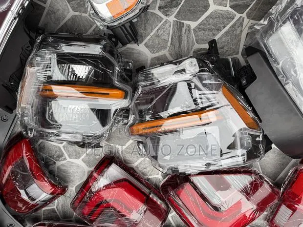 Ford F150 2024,2025,2026, Headlight Pair Available · Photo 1