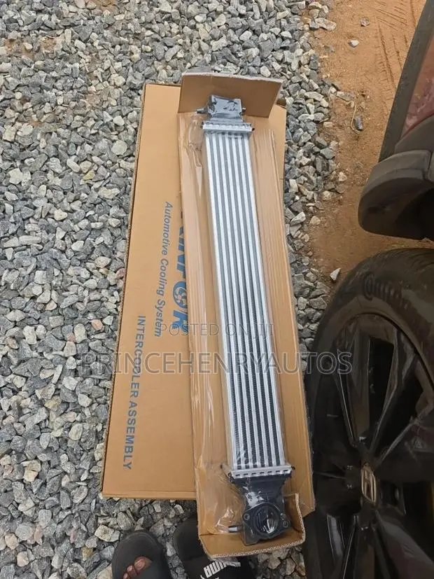 Intercooler Assemby for Honda CRV 2017--5pa-A01 · Photo 1