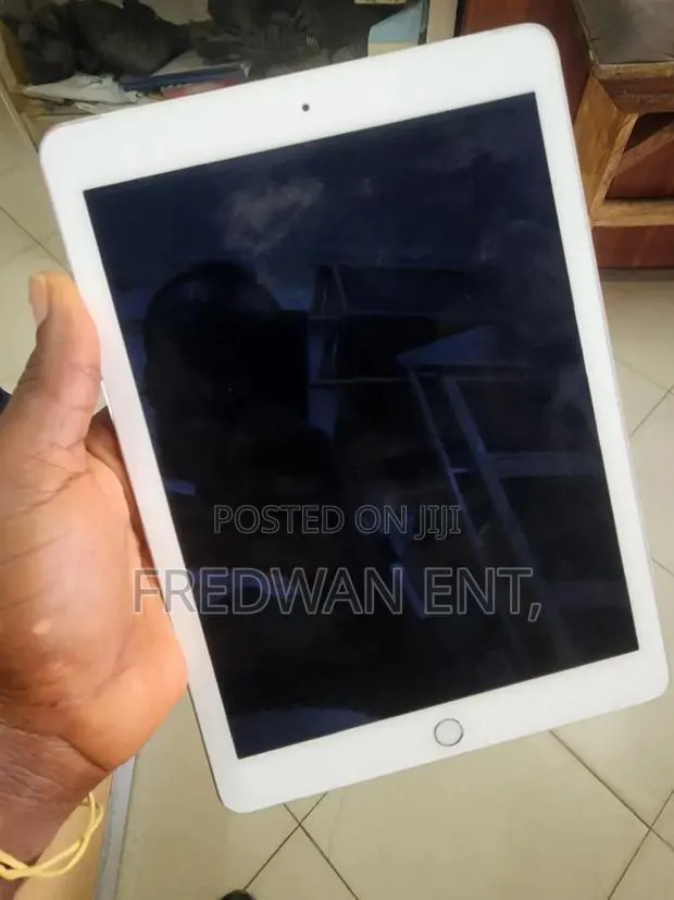 Apple iPad Air 2 32 GB Silver · Photo 1