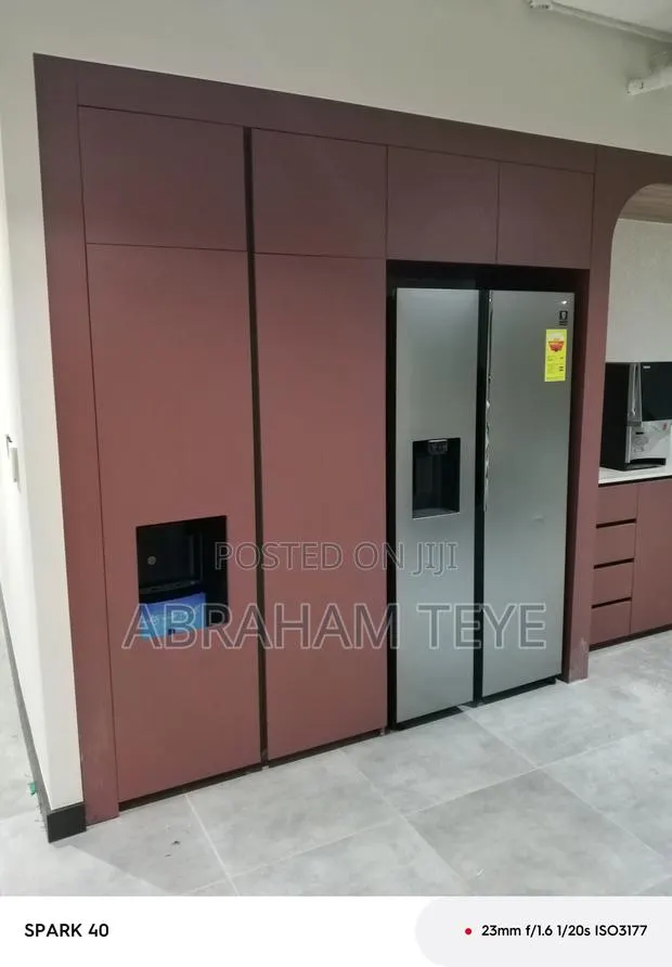 Kitchen Cabinet · Photo 1