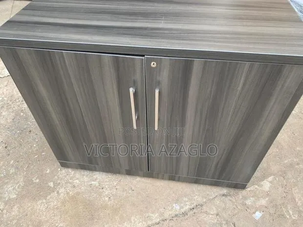 2 Side Cabinet · Photo 1