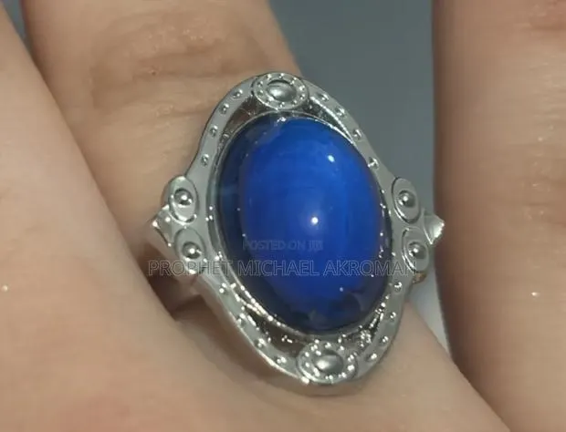 Magical Gemstone Ring · Photo 1