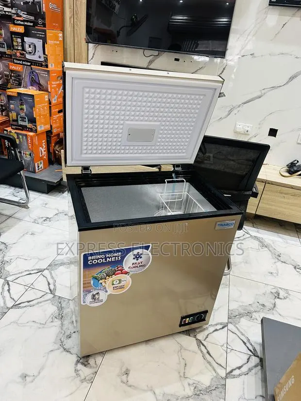 Energy Efficiency Technology Nasco Chest Gold Freezer 150l · Photo 1